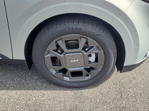 New 2026 Kia Carnival SX FWD image 41