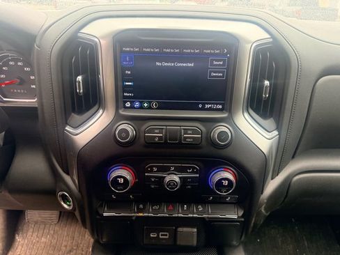 Used 2021 Chevrolet Silverado 1500 RST image 7