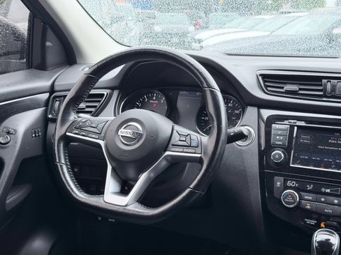 Used 2022 Nissan Rogue Sport SV w/ Technology Package AWD/4WD image 27