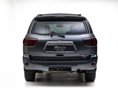 Used 2016 Toyota Sequoia Platinum image 17