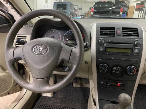 Used 2010 Toyota Corolla FWD image 16