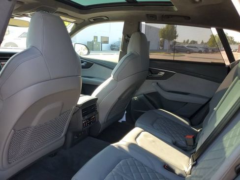Used 2023 Audi SQ8 Prestige w/ Prestige Package AWD/4WD image 26