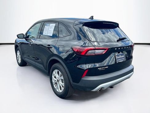 Used 2025 Ford Escape Active w/ Cold Weather Package AWD/4WD image 6