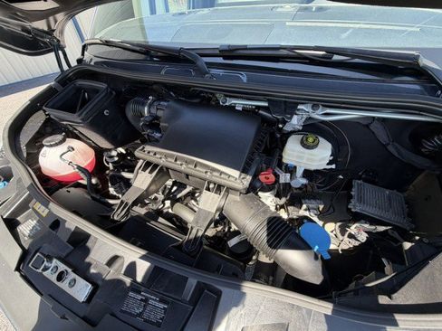 Used 2022 Mercedes-Benz Sprinter 2500 image 32