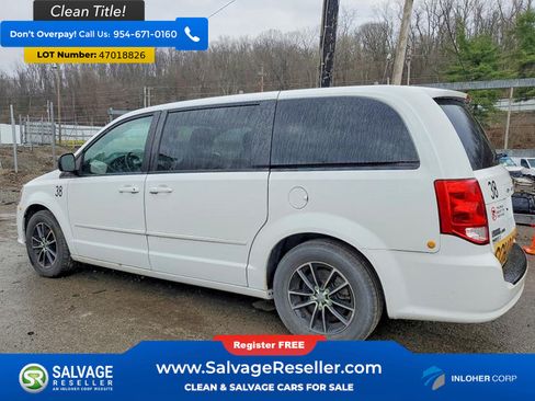 Used 2015 Dodge Grand Caravan SE w/ Quick Order Package 29E SE FWD image 3