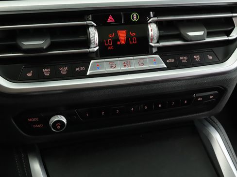Used 2023 BMW 430i Gran Coupe xDrive w/ M Sport Package AWD/4WD image 16