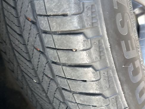 Used 2023 Honda Pilot Touring image 9