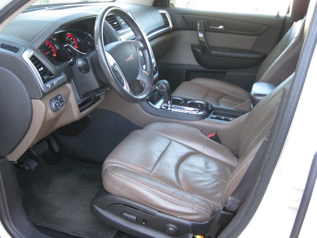 Used 2015 GMC Acadia SLT w/ Open Road Package FWD image 12