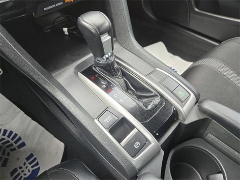Used 2020 Honda Civic Sport image 14
