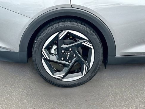 Used 2025 Kia K4 EX FWD image 28