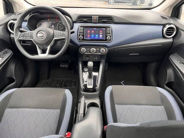 Used 2025 Nissan Versa SV FWD image 11