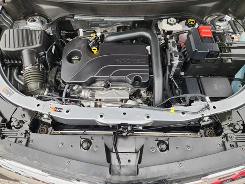 Used 2025 Chevrolet Equinox LT w/ Convenience Package II FWD image 30