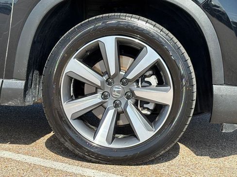 Used 2024 Honda Pilot Elite image 7