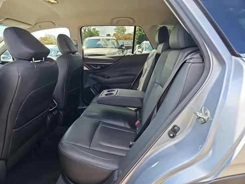 Used 2020 Subaru Outback Limited AWD/4WD image 11