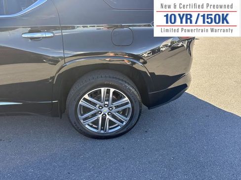 Used 2022 Chevrolet Traverse High Country w/ LPO, Floor Liner Package image 9