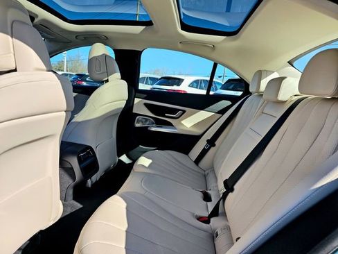 New 2026 Mercedes-Benz E 350 4MATIC Sedan image 22
