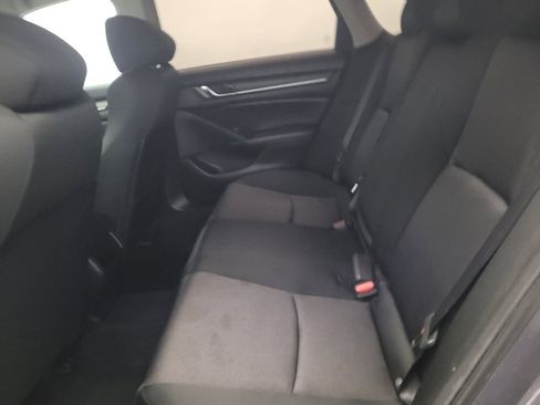 Used 2018 Honda Accord LX image 18