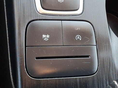 Certified 2024 Ford Escape Active FWD image 22