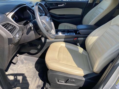 Used 2019 Ford Edge SEL w/ Equipment Group 201A image 12