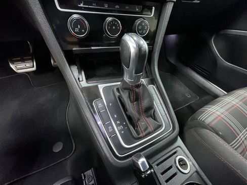 Used 2017 Volkswagen GTI S FWD image 15