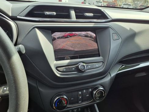 Used 2021 Chevrolet TrailBlazer LS image 13