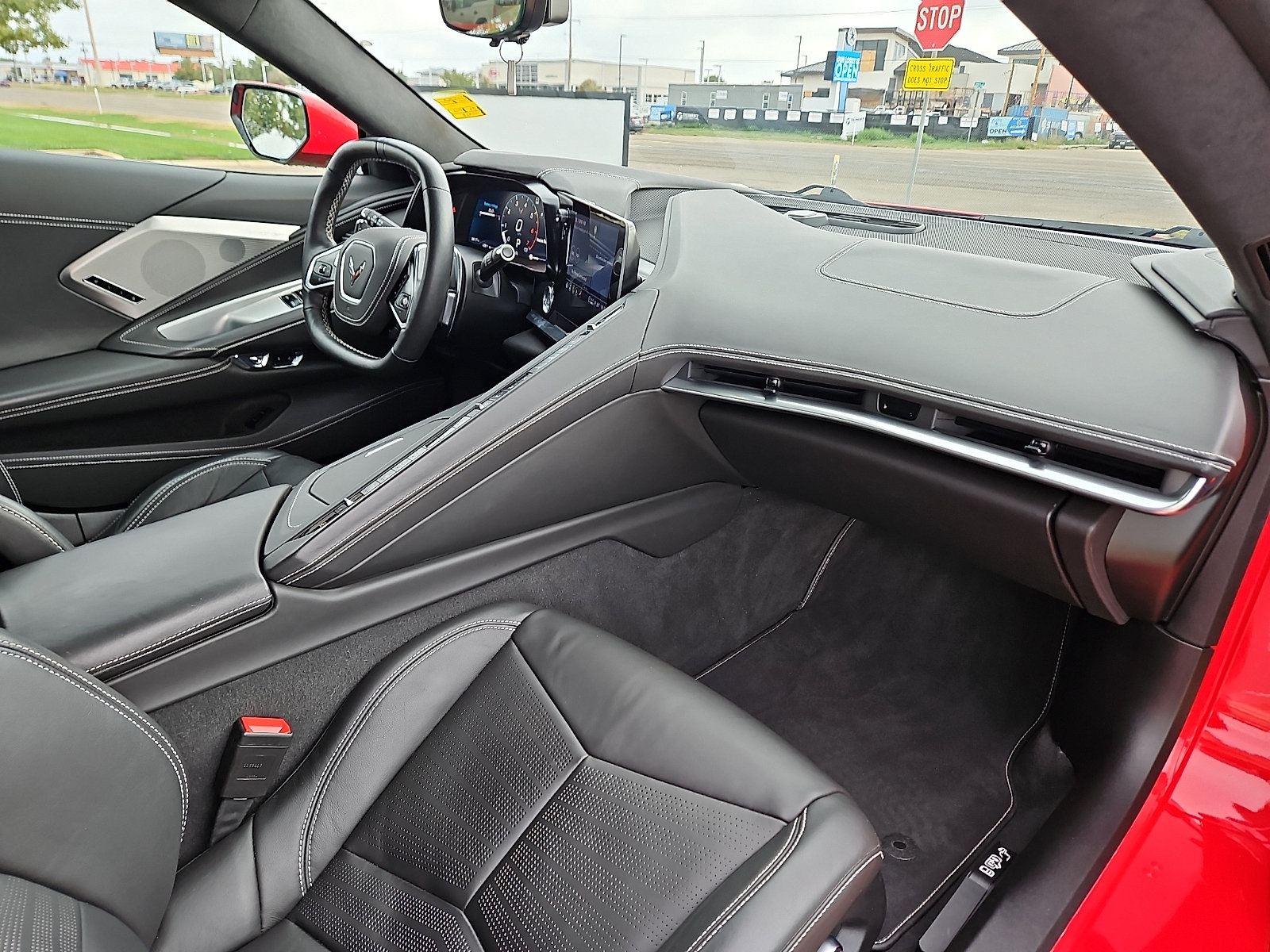 Used 2021 Chevrolet Corvette Stingray Premium Cpe w/ Z51 Performance Package RWD image 13