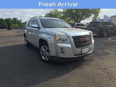 Used 2015 GMC Terrain SLE w/ Chrome Edition FWD image 1