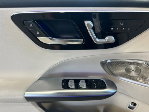 New 2025 Mercedes-Benz C 300 Sedan image 11