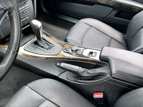 Used 2009 BMW 328i Convertible RWD image 13