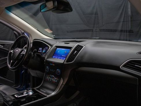 Used 2020 Ford Edge SEL image 15