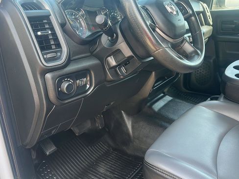 Used 2020 RAM 5500 Tradesman w/ Chrome Appearance Group image 12