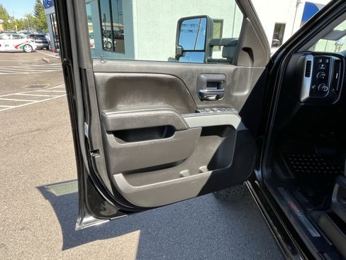 Used 2015 Chevrolet Silverado 2500 LT w/ LT Fleet Convenience Package AWD/4WD image 16