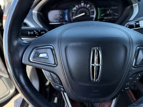 Used 2020 Lincoln MKZ Reserve w/ Elements Package image 25