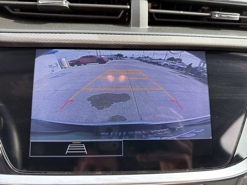 Used 2023 Buick Encore GX Preferred w/ Cold Weather Comfort Package FWD image 19