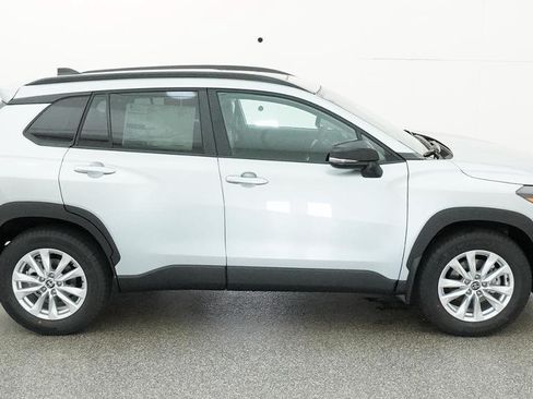 New 2026 Toyota Corolla Cross LE FWD image 14