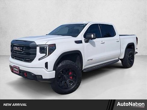 Used 2022 GMC Sierra 1500 AT4 w/ AT4 Premium Package image 1