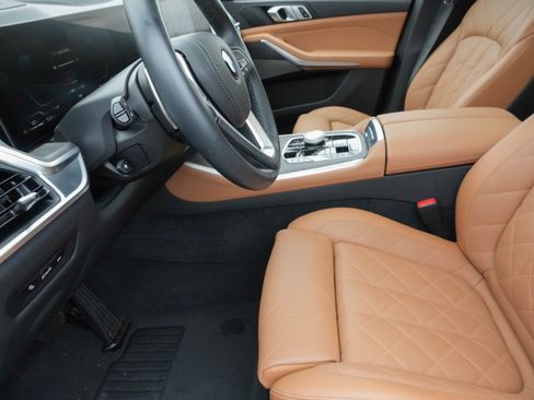 Used 2024 BMW X5 xDrive40i image 12