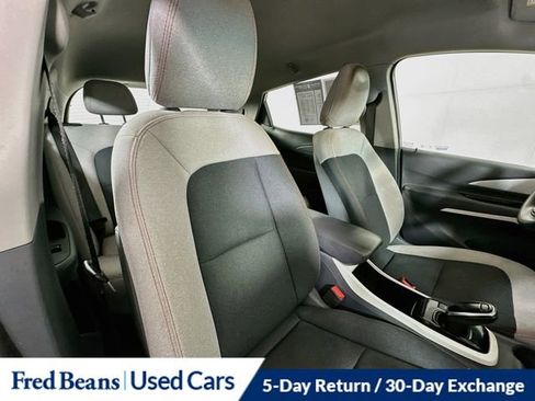 Used 2020 Chevrolet Bolt LT FWD image 31