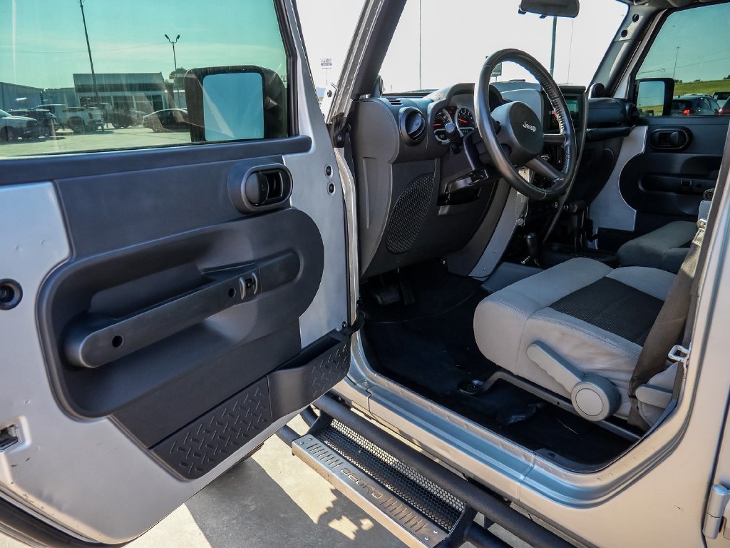 Used 2010 Jeep Wrangler Unlimited Sport AWD/4WD image 30