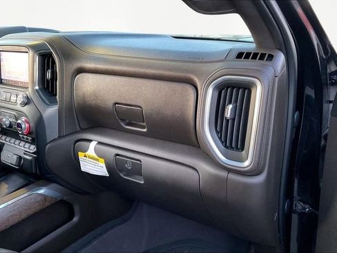 Used 2022 GMC Sierra 2500 Denali w/ Denali Ultimate Package image 18