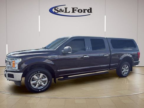 Used 2018 Ford F150 XLT w/ Equipment Group 302A Luxury AWD/4WD image 3