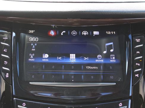 Used 2020 Cadillac Escalade Premium Luxury image 18