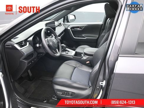Used 2025 Toyota RAV4 XSE w/ Weather Package image 9