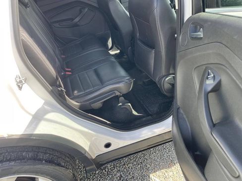 Used 2016 Ford Escape SE w/ SE Leather Comfort Package AWD/4WD image 13