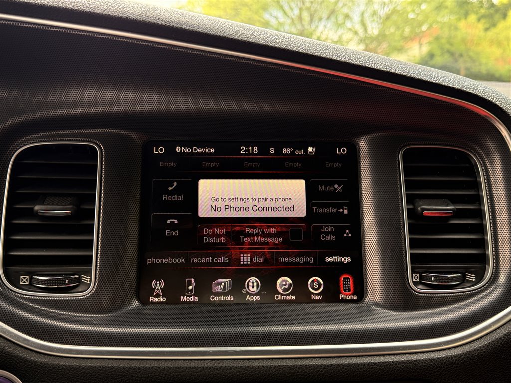 Used 2016 Dodge Charger R/T Scat Pack w/ Beats Audio Group RWD image 21