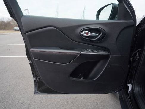 Used 2022 Jeep Cherokee Trailhawk w/ Sun, Sound & Nav Group image 14