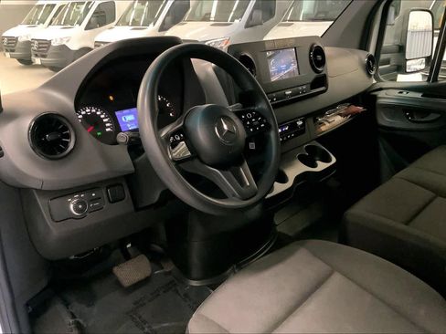 Used 2019 Mercedes-Benz Sprinter 170 image 15