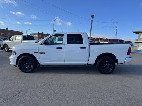 Used 2019 RAM 1500 Express w/ Express Value Package image 6
