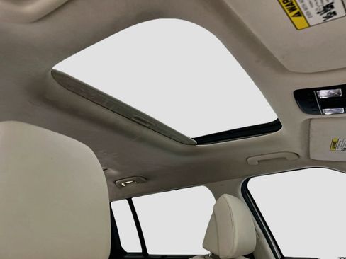 Used 2025 Hyundai Santa Fe Calligraphy FWD image 17