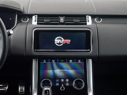 Used 2022 Land Rover Range Rover Sport SVR image 19